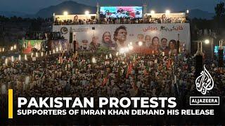 Thousands of Pakistans imprisoned ex-PM Imran Khans supporters rally demanding his release