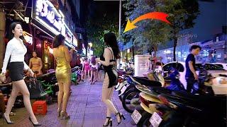 Vietnam Nightlife Ho Chi Minh City Saigon 2024  Explore the streets of District 1