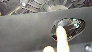 Треск и дребезг вентилятор мотора отопителя