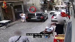 In un video lagguato ai Quartieri spagnoli così ferirono due innocenti un minore colpì i passanti