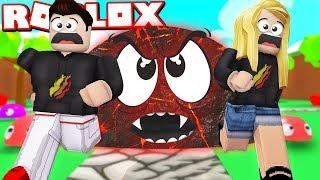 ROBLOX RUN FROM THE EVIL BLOB with MY WIFE Blob Simulator