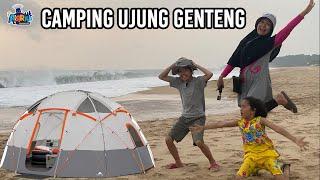 Buka Tenda Pinggir Pantai  Camping Ceria di Ujung Genteng