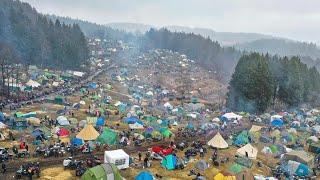 Elefantentreffen 2024 Das verrückteste Motorradtreffen versinkt in Regen Matsch und Dosenbier