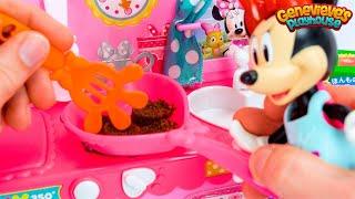 Minnie Mouse Dresses Up and Cooks Hamburger & Fries