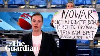 Anti-war protester interrupts Russian news broadcast