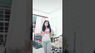 Tik tok memek nya nyeplak