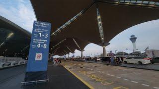Domestic Check-in Kuala Lumpur International Airport Terminal 1 KLIA T1 passing KLIA Terminal 2 T2