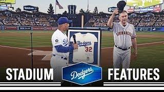 Bruce Bochy honored at Dodger Stadium