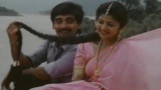 Sarigamalu Movie  Godavari Paiyedha Video Song  Vineeth Rambha J.V Somayajulu
