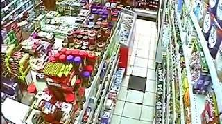 Shop lifter Stealing coffee in Poulton Pop In