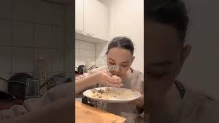 PALING DEMEN KALAU LIHAT BUNDA CORLA RATU JRENG MAKAN  PORSINYA ITU LOE YANG GAK NAHAN LIHATNYA