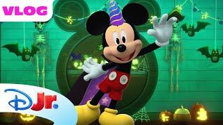 Help Mickey Mouse Pick a Halloween Costume   Me & Mickey  @disneyjr