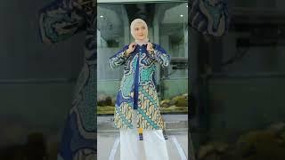 tunik batik wanita modern terbaru untuk kerja kantor acara pernikahan dan acara resmi lainnya