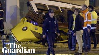 Tram derailment injures dozens in Lisbon