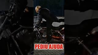 Motoqueiro Fantasma apareceu e ele pediu ajuda - Ghost Rider Prank