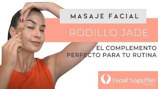 Cómo usar el rodillo de jade para masaje facial antiarrugas. Rejuvenece con yoga facial.