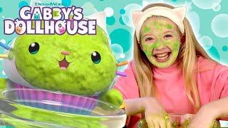 Make Squishy Squeezy Glow Mask with Gabby  GABBYS DOLLHOUSE