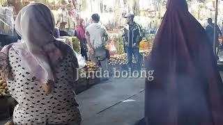 Ngintip janda bolong lagi transaksi di toko