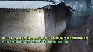 HUJAN DERAS MENGUYUR KAMPUNG PESAWAHANMENAMBAH SUASANA MEMJADI SAHADU.