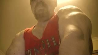 BODYBUILDER 71+ MR TRICEPS NICK KALPAKOS  HUGE   SIZE.