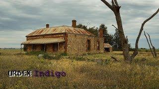 Abandoned- Original Australian farm house left for nature to decayBuilt between 1860-1890