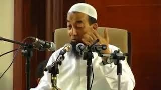 Lawak Bolehkah Tidur Berbogel    Emm Pulok Dooohh    Ustaz Azhar Idrus   YouTube