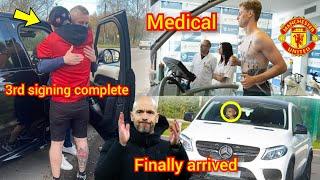 𝐁𝐑𝐄𝐀𝐊𝐈𝐍𝐆 man united complete €62m + €3m add-onsMedical Confirmedsky sports man utd transfer news