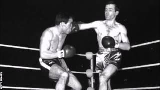 Former world flyweight champion Walter McGowan dies