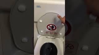 TIPS CARA PAKAI TOILET DI PESAWAT