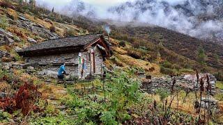 cabin in autumn in the rain at 1800 meters with Jessica and Oliviero.