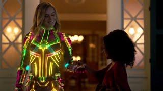 Changing Outfit Style- Captain Marvel 2019  Movie Clip