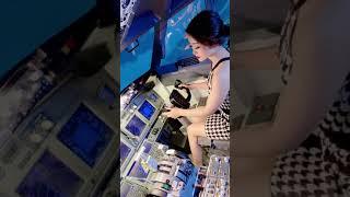 Pretty Girl Pilot China Airline EP #67 Inside the pilots cockpit