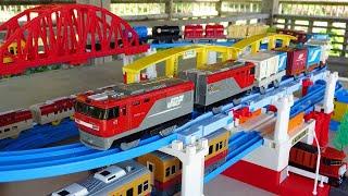 Plarail World  Japanese JR Trains & 10 Freight Trains Elevated Crossing Course