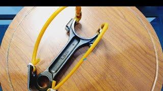 How to make a powerful slingshot without wood?  چگونه می توان یک تیرکمان قدرت مند بدون چوب ساخت؟