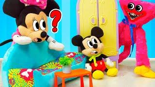 Микки Маус против Киси Миси  Видео про игрушки для самых маленьких