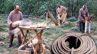 Handmade ropes and ropes. Production and braiding with vegetable fibers in 1996  Documentary film