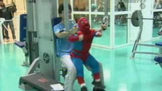 Homem Aranha Gay - Academia - 050807