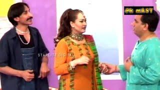 Nasir Chinyoti and Nargis With Iftikhar Thakur and Tariq Teddy Stage Drama Comedy Clip  Pk Mast