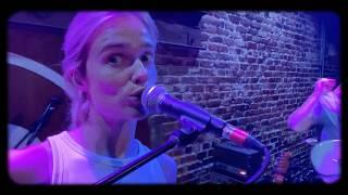Florrie - Looking For Love Official Video