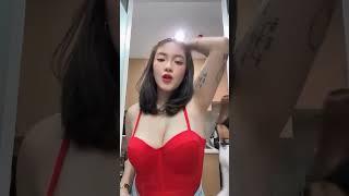 tante super montok lagi pamer uting #shorts #shortvideo #viral #fyptiktok #viralvideo #fypシ #fyp