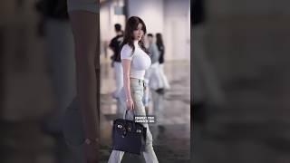 China Girl street fashion #shortsfeed #china #shortvideo #fashiontrends #streetfashion