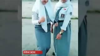 Jilboobs Anak SMA Goyang Hot