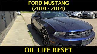 Ford Mustang - How to RESET OIL LIFE and SET IT TO 100% 2010 - 2014
