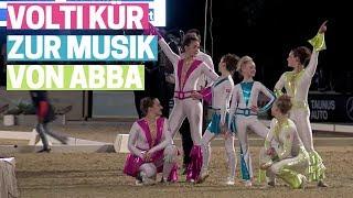 Flutlicht Volti-Kür zur Musik von ABBA   RV Nordheim  LONGINES PfingstTurnier Wiesbaden