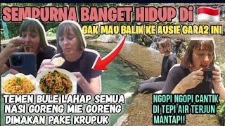 MANTAP BET DAHTEMEN BULE Makan NASI GORENG MIE GORENG Pake KRUPUK & TELUR GULUNG diTepi Air Terjun