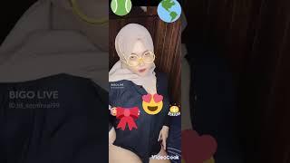 hijab cantik lupa pakai celana sama kancing baju #viral #bigo #jilbab