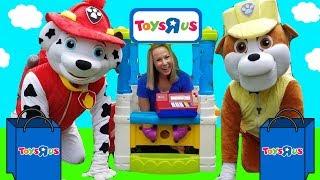 PAW PATROL - Rubble Goes to Toys R US