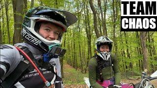 Team Chaos im rumänischen Wald Letzte Vorbereitungen für das Enduro Panorama 2023