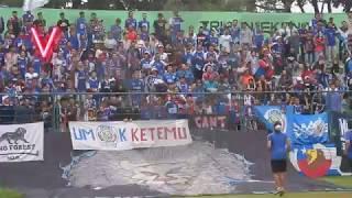 CAKEP Koreo Legendaris Aremania Tersaji di Laga Arema Indonesia vs Persida I Full video