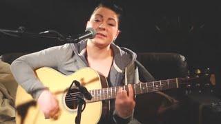 Lucy Spraggan - Tea & Toast  Ont Sofa Sessions